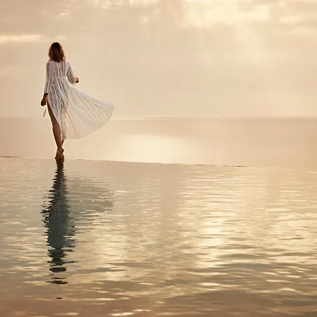 Santo Pure & Oia