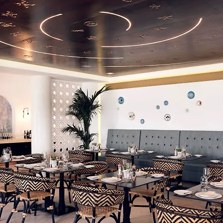 Santo Pure & 5* Oia (Santorini)